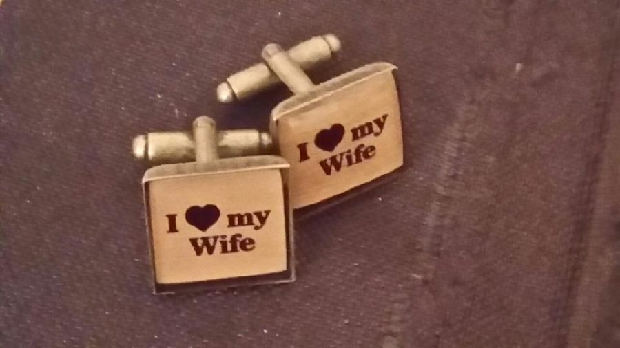 cuff004-cufflinks-square-&ndash-copper-customised-with-own-message--photo